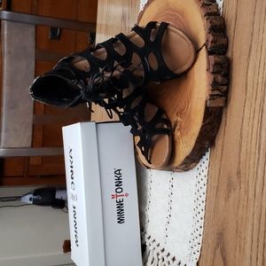 Like New, Minnetonka Suede Leather, Lace Up Wedge Sandal.